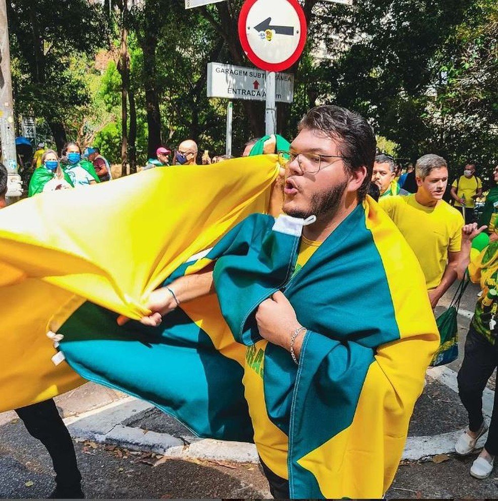 Após retiro espiritual, vereador Júnior Corrêa sai da política para ser padre no ES — Foto: Reprodução/Instagram