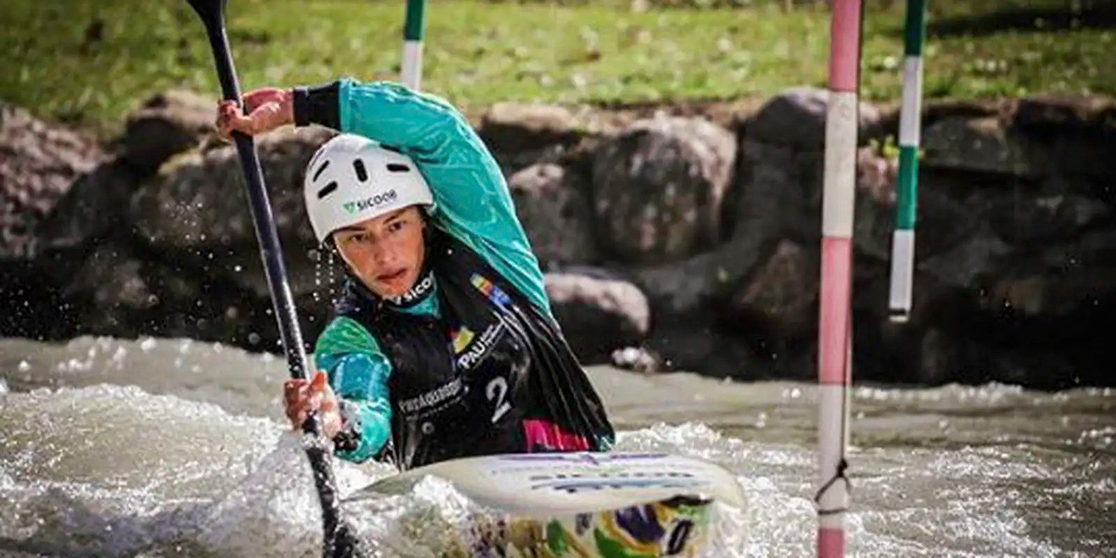 Ana Sátila perde vaga para a final e acaba em oitavo no caiaque cross