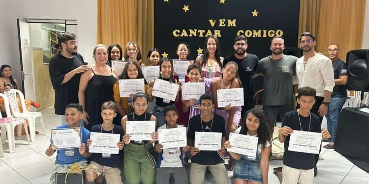 BSF: alunos mostram seu talento na 2ª edição do “Vem Cantar Comigo”, realizado pela Escola João Bastos; veja como foi