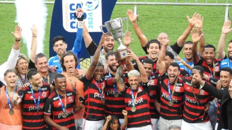 Flamengo detona o Maricá (5 a 0) e levanta mais uma taça