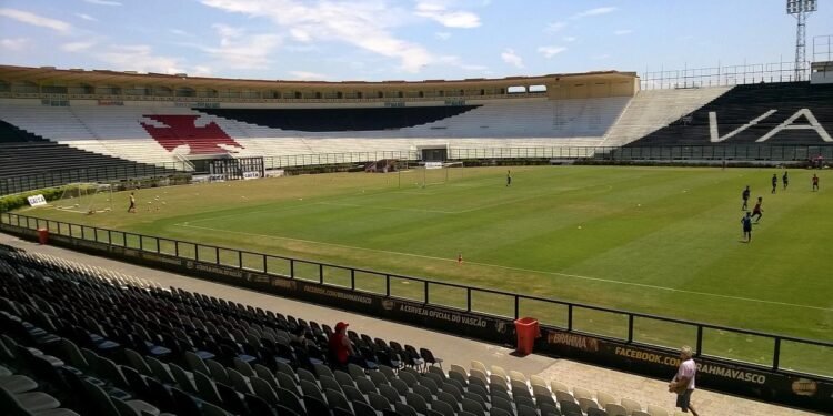 Sampaio Correa faz Vasco x Botafogo virar clássico da morte