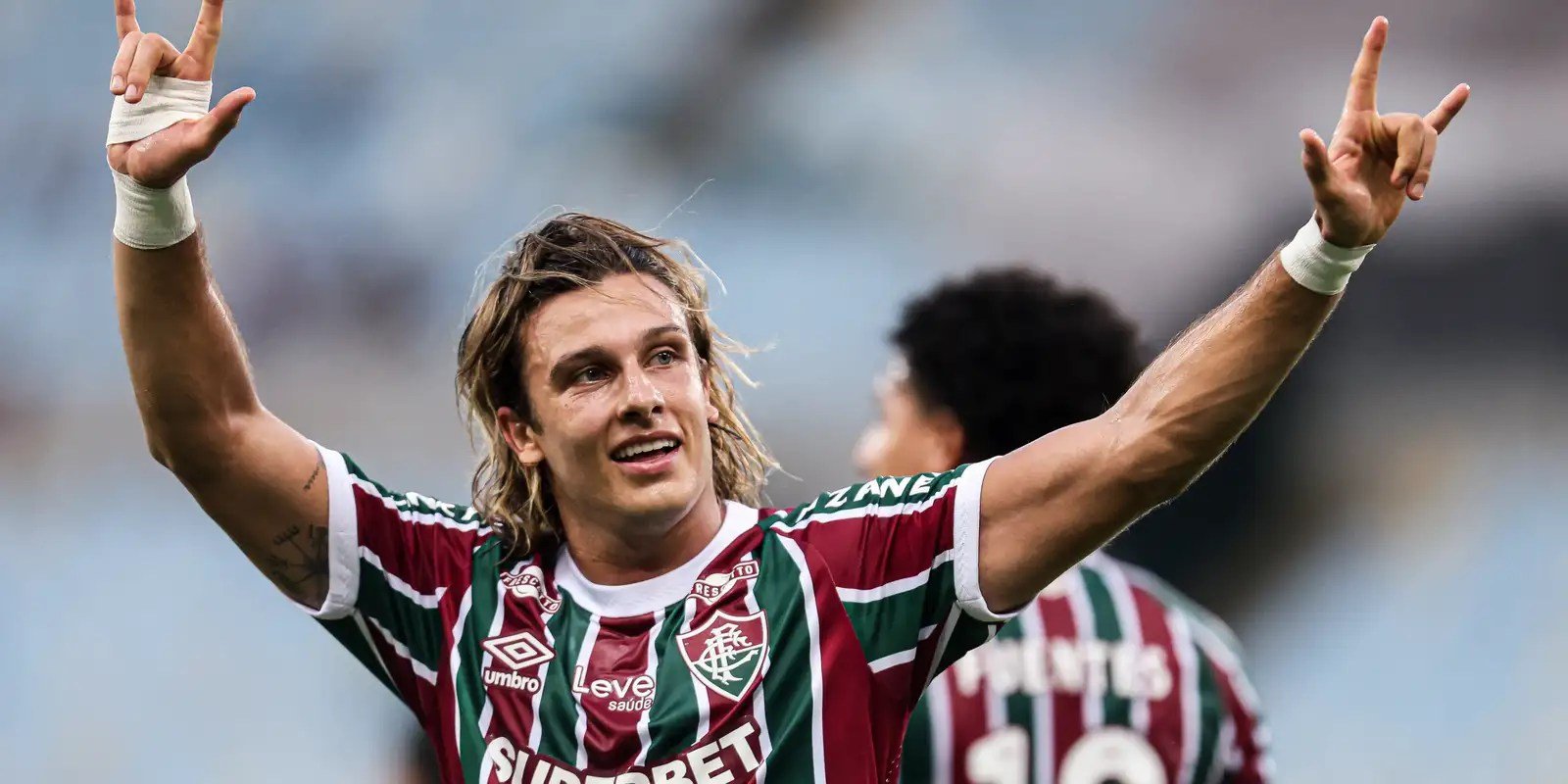 Fluminense goleia e se aproxima da decisão do Campeonato Carioca