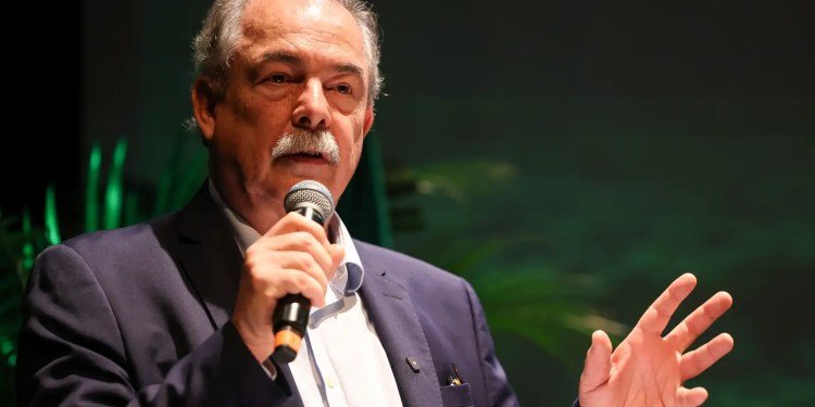 Presidente do BNDES propõe taxar bets para aumentar arrecadação