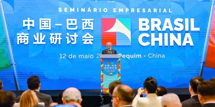 China ampliará em US$ 27 bilhões investimentos no Brasil, anuncia Lula