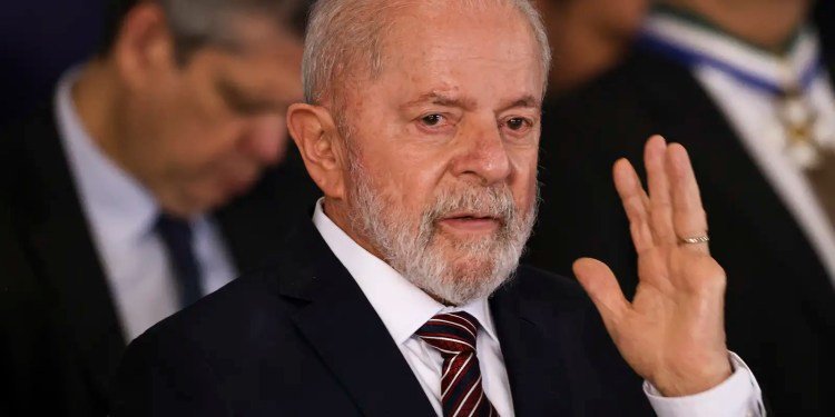 Lula anuncia crédito para reformas e acesso a médicos especialistas
