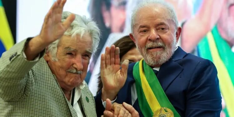 Morte de Mujica cancela vinda de Lula ao ES Morte de Mujica cancela vinda de Lula ao ES