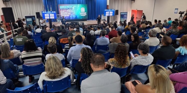 Governo do ES inicia em Ecoporanga série de audiências públicas para definir orçamento de 2026 Governo do ES inicia em Ecoporanga série de audiências públicas para definir orçamento de 2026