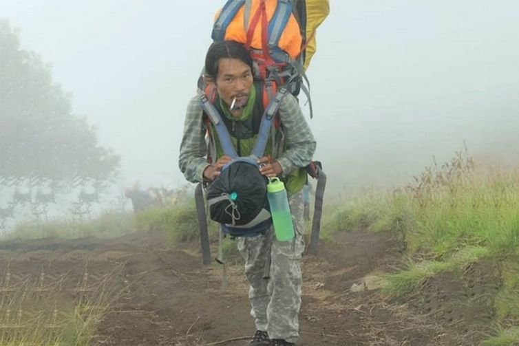 agam_rinjani/Instagram Indonésia, 25/06/2025 - Agam, montanhista indonésio voluntário que participou do resgate do corpo de Juliana Marins. Foto: agam_rinjani/Instagram
