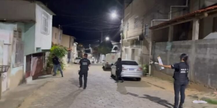 Mega operação contra o tráfico na região de Aracruz Mega operação contra o tráfico na região de Aracruz