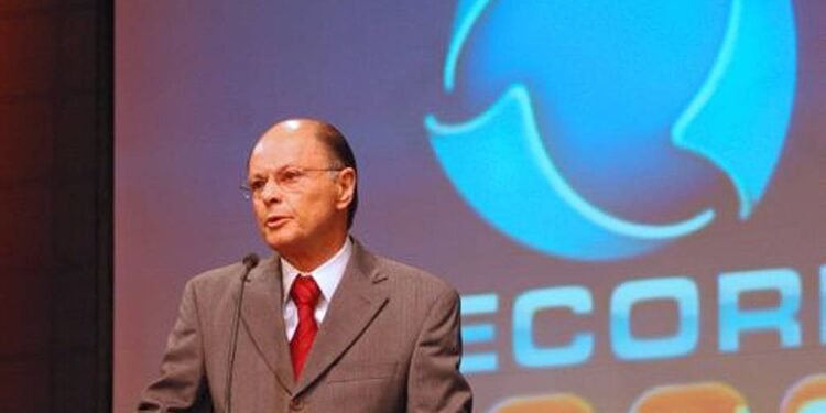 Dono da Igreja Universal coloca banco à venda; saiba porque