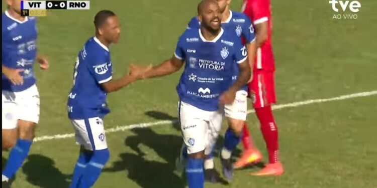 Vitória bate o Real por 2 a 0 e vai à final da Copa ES Vitória bate o Real por 2 a 0 e vai à final da Copa ES