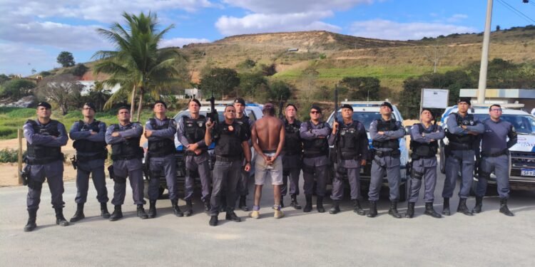 Preso no ES chefe de milícia do Rio escondido em Barra de Sâo Francisco