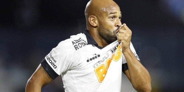 A crônica de Lédio Carmona que emocionou Felipe Bastos na goleada do Vasco A crônica de Lédio Carmona que emocionou Felipe Bastos na goleada do Vasco