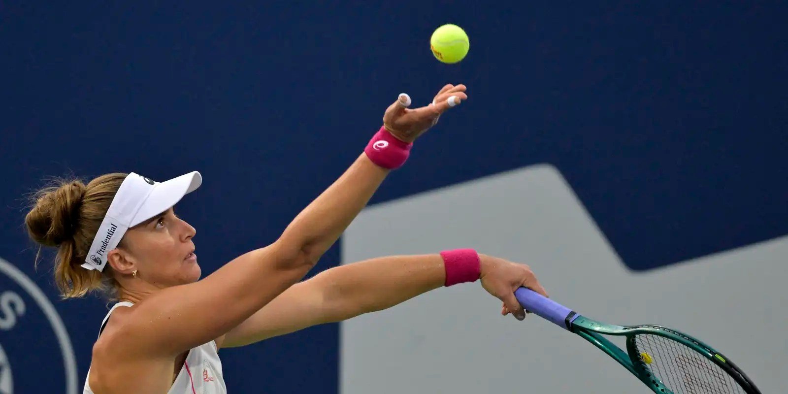 Bia Haddad sofre, mas vence britânica Kartal em estreia no US Open