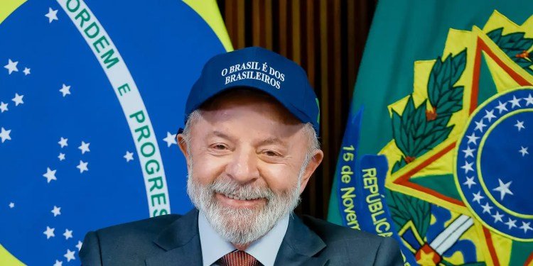 Lula reafirma soberania e diz que Brasil não aceitará ofensas Lula reafirma soberania e diz que Brasil não aceitará ofensas