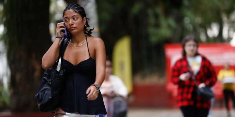 Feira online abre inscrições para empregar mais de 8 mil jovens Feira online abre inscrições para empregar mais de 8 mil jovens