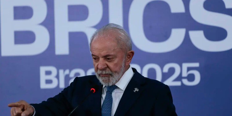 Líderes do Brics discutem como ampliar mecanismos de comércio no bloco Líderes do Brics discutem como ampliar mecanismos de comércio no bloco