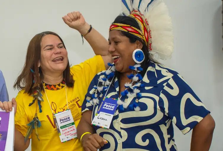 Brasília - 06/09/2025 Plenária dos Pescadores Artesanais. ( Ana Flávia Pinto, coordenadora do Fórum Nacional da Pesca Artesanal, Camiseta amarelo) Foto: Felipe Araújo.