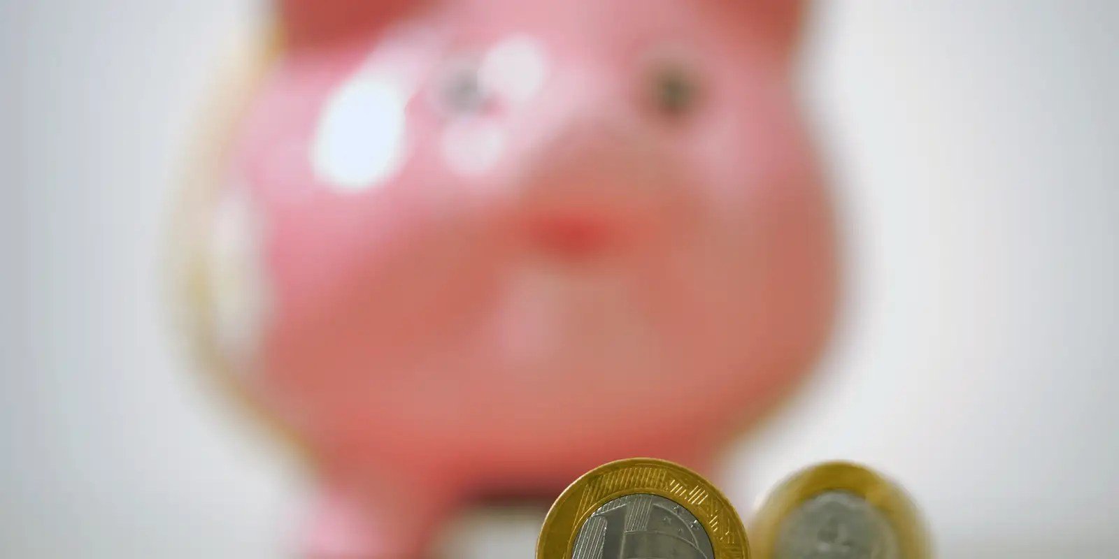 Poupança tem retirada líquida de R$ 7,6 bilhões em agosto