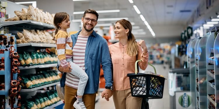 Setores de comércio e serviços capixabas criam mais de 2 mil empregos