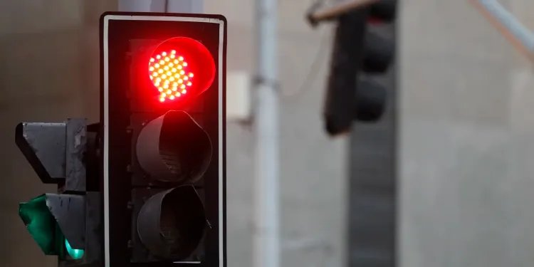 Entenda a proposta que retira exigência de autoescola para tirar CNH