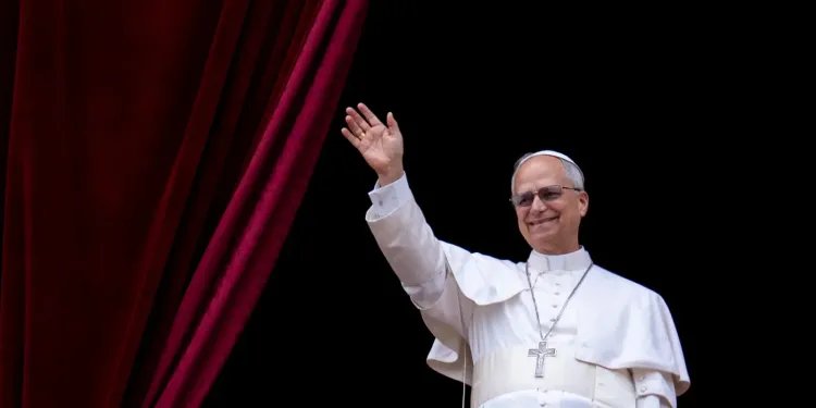 Papa critica tratamento "desumano" de imigrantes nos EUA