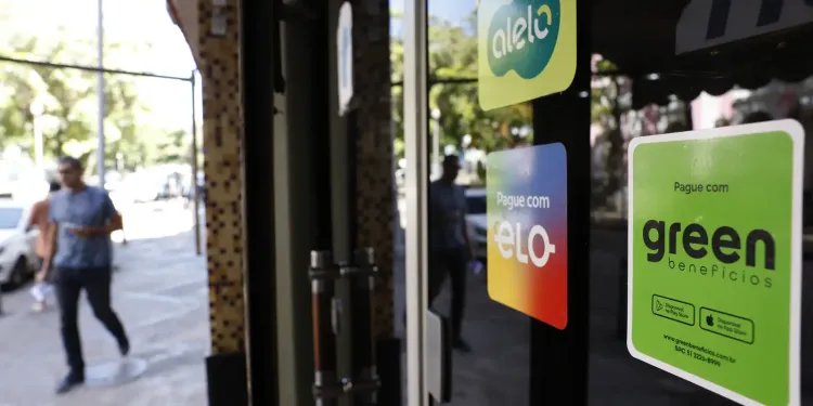 Empresários veem com expectativa mudanças no vale-alimentação