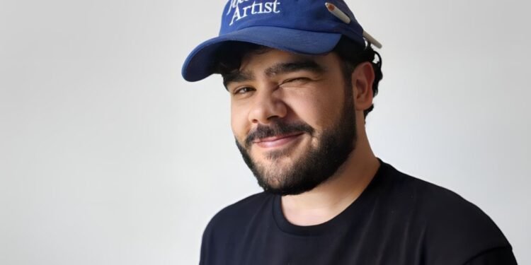 Designer capixaba Alexandre Volponi Gadioli vence o Prêmio Oxford de Design 2025; família tem raízes em Barra de São Francisco