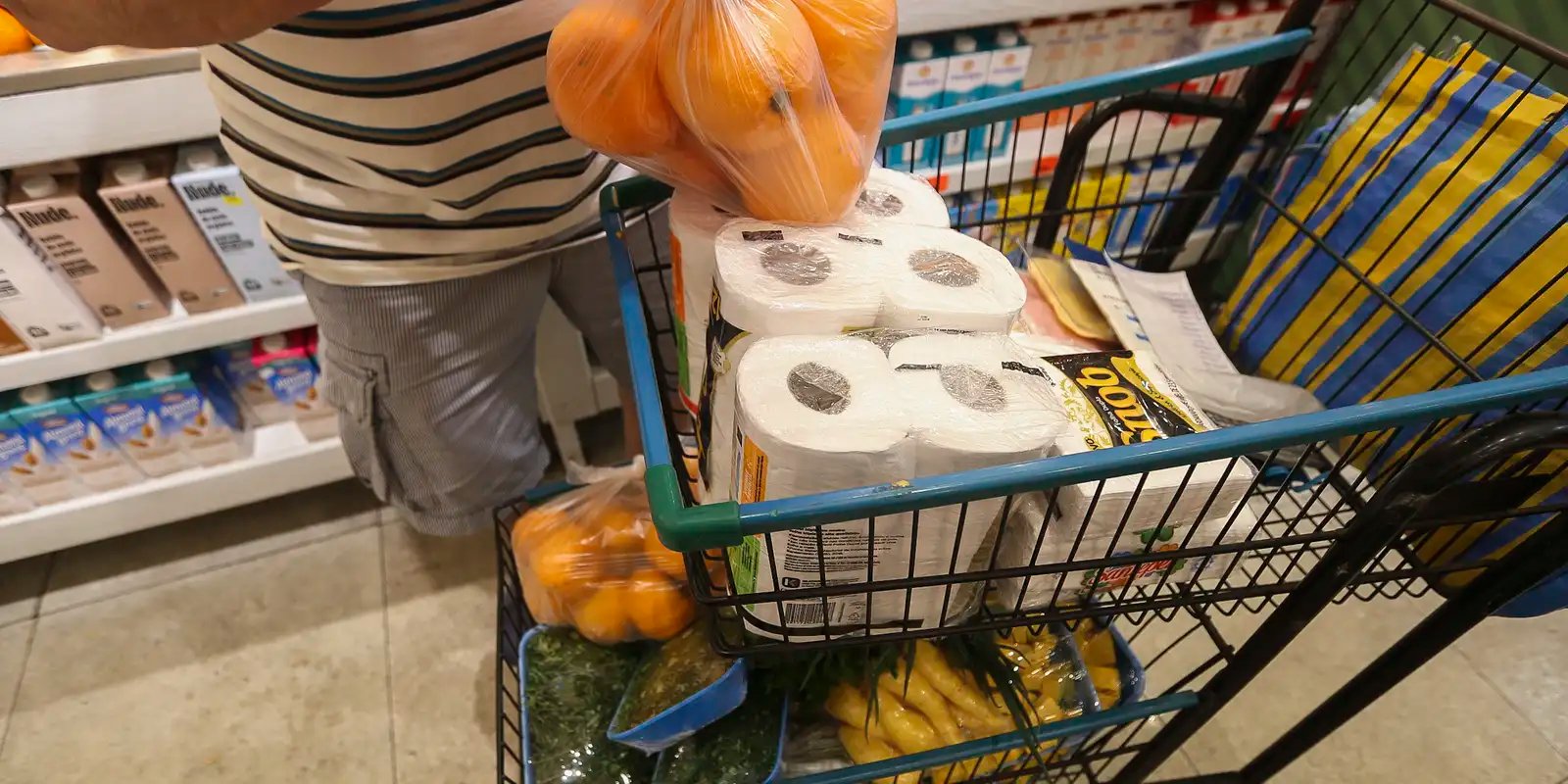 Governo federal reajusta auxílio-alimentação de servidores em 17,5%