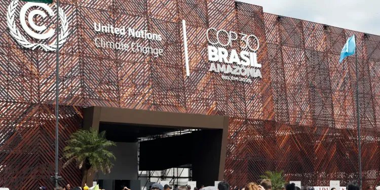 Negociações já foram retomadas, diz secretário da COP30