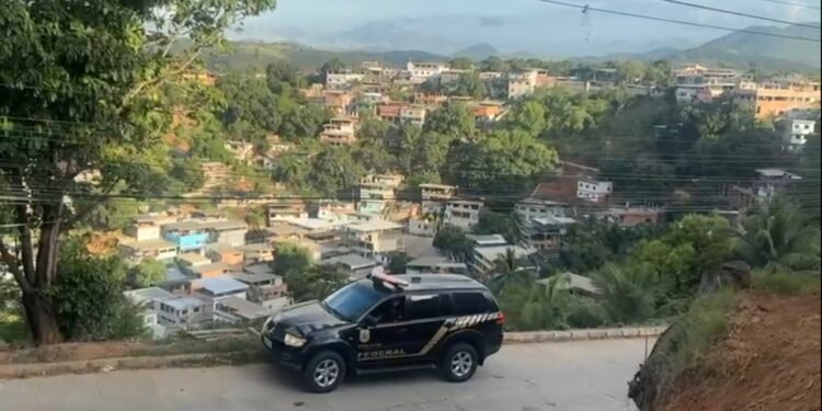 Três presos em operações da PF contra pornografia infantil Três presos em operações da PF contra pornografia infantil