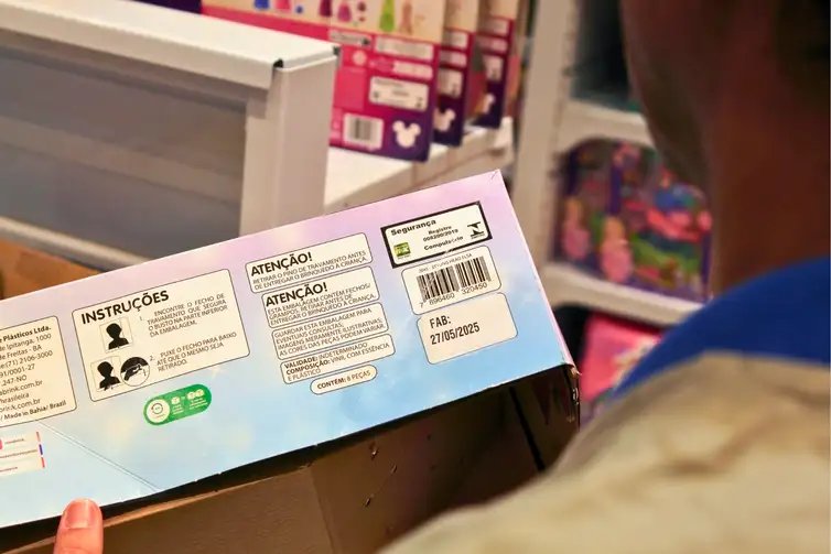 Operação Natal Seguro/Inmetro 17/12/2025 - Rio de Janeiro - Inmetro identifica mais de 90 mil produtos da época do Natal irregulares, dos quais 82,4 mil eram brinquedos. Foto: Operação Natal Seguro/Inmetro