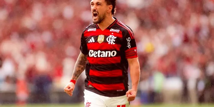 Arrascaeta é o craque do Prêmio Brasileirão 2025 Arrascaeta é o craque do Prêmio Brasileirão 2025