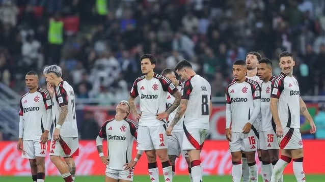 Fla encara o PSG de igual para igual, mas perde o Mundial nos pênaltis Fla encara o PSG de igual para igual, mas perde o Mundial nos pênaltis