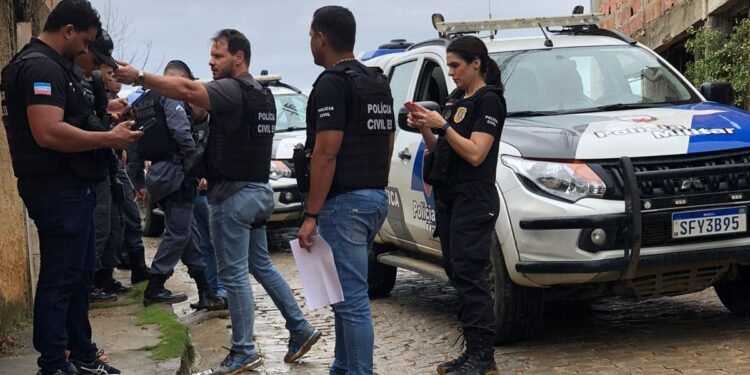 PC apreende em Sâo Gabriel adolescente envolvido em onda de ataques em Barra de São Francisco