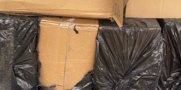 PF apreende cigarros contrabandeados do Paraguai na Serra