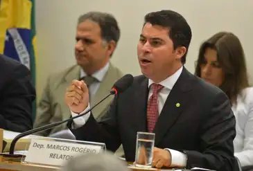 José Cruz/Agência Brasil Brasília – O relator, deputado Marco Rogério, durante a reunião do Conselho de Ética e Decoro Parlamentar da Câmara dos Deputados. (José Cruz/Agência Brasil)