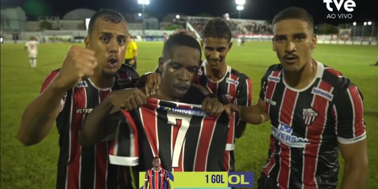 Giovanni defende pênalti, mas Serra marca no fim e está na semifinal Giovanni defende pênalti, mas Serra marca no fim e está na semifinal