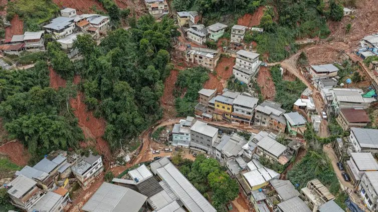 Ricardo Stuckert / PR 28.02.2026 - Presidente da Republica Luiz Inacio Lula da Silva durante visita a áreas afetadas pelas chuvas no município de Juiz de Fora Juiz de Fora-MG. Foto: Ricardo Stuckert / PR