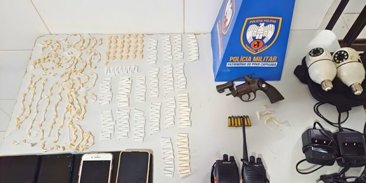 Polícia detém dois suspeitos e apreende grande quantidade de drogas em Rio Bananal