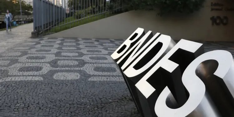 BNDES anuncia R$ 10 bilhões para indústria 4.0 e bens de capital verde