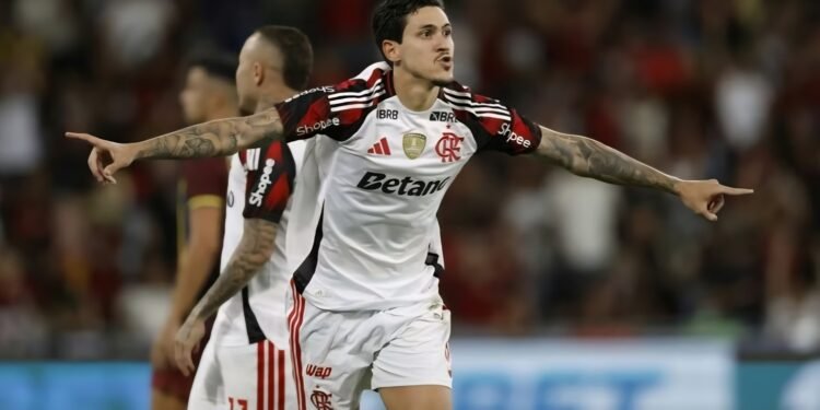 Domingo tem Fla-Flu: Flamengo faz 8 a 0 no Madureira