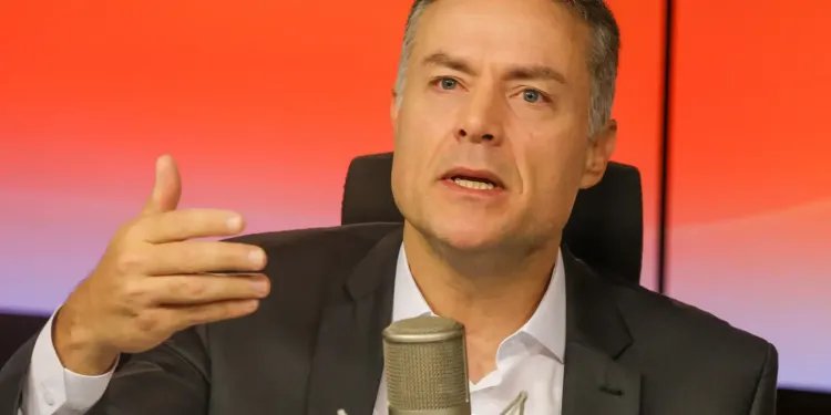 Governo quer flexibilizar descanso de caminhoneiros na volta para casa Governo quer flexibilizar descanso de caminhoneiros na volta para casa