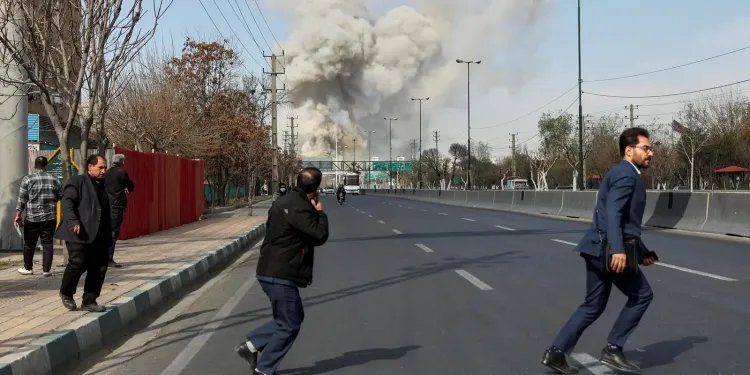 Guerra no Irã amplia risco ambiental e climático, diz relatório