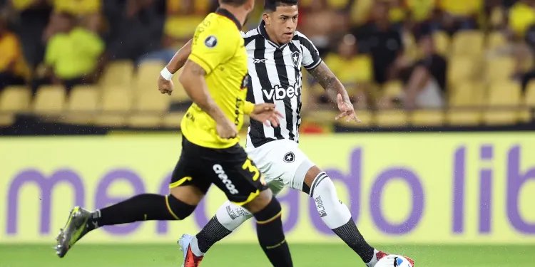 Pré-Libertadores: Botafogo arranca empate com Barcelona em Guayaquil Pré-Libertadores: Botafogo arranca empate com Barcelona em Guayaquil