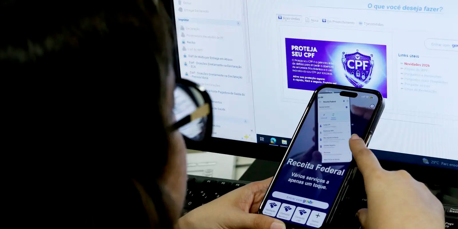 Receita recebe 4,4 milhões de declarações do IR na primeira semana Receita recebe 4,4 milhões de declarações do IR na primeira semana