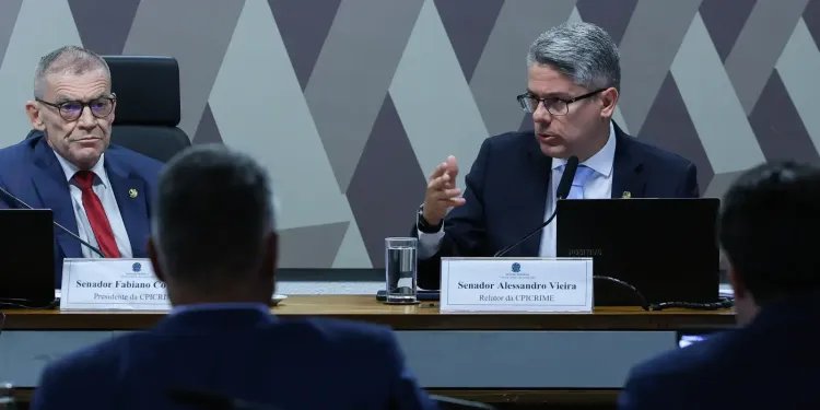 Relatório final da CPI do Crime Organizado é rejeitado Relatório final da CPI do Crime Organizado é rejeitado