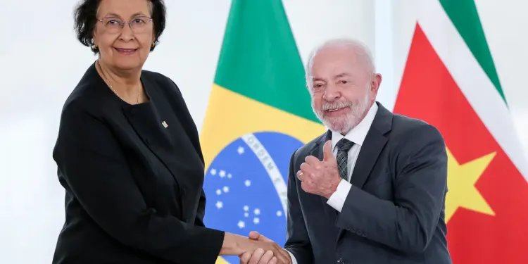 Brasil e Suriname vão negociar acordo para ampliar comércio Brasil e Suriname vão negociar acordo para ampliar comércio
