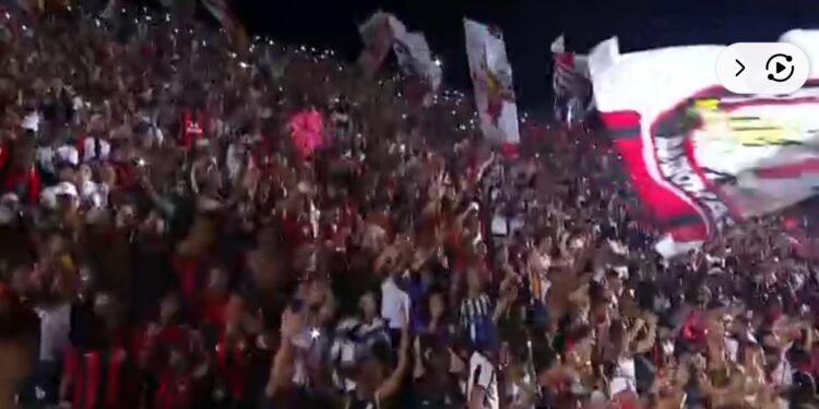 Copa do Brasil: Vitória faz 2 a 0 e elimina o Flamengo Copa do Brasil: Vitória faz 2 a 0 e elimina o Flamengo