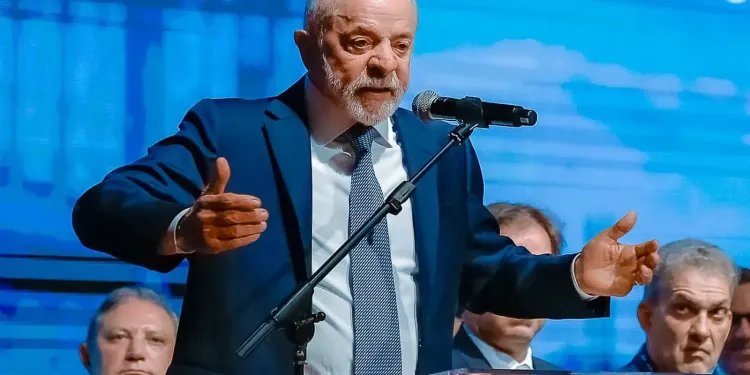 Lula pede estudo sobre baixa adesão ao programa Reforma Casa Brasil Lula pede estudo sobre baixa adesão ao programa Reforma Casa Brasil